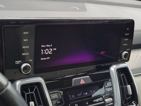 Used 2022 Kia Sorento SX FWD image 16