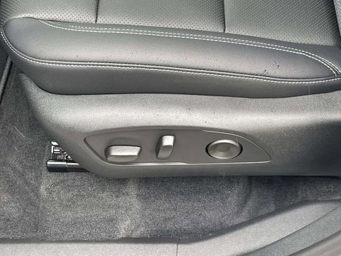 New 2026 Chevrolet Traverse LT w/ Driver Confidence Package AWD/4WD image 18