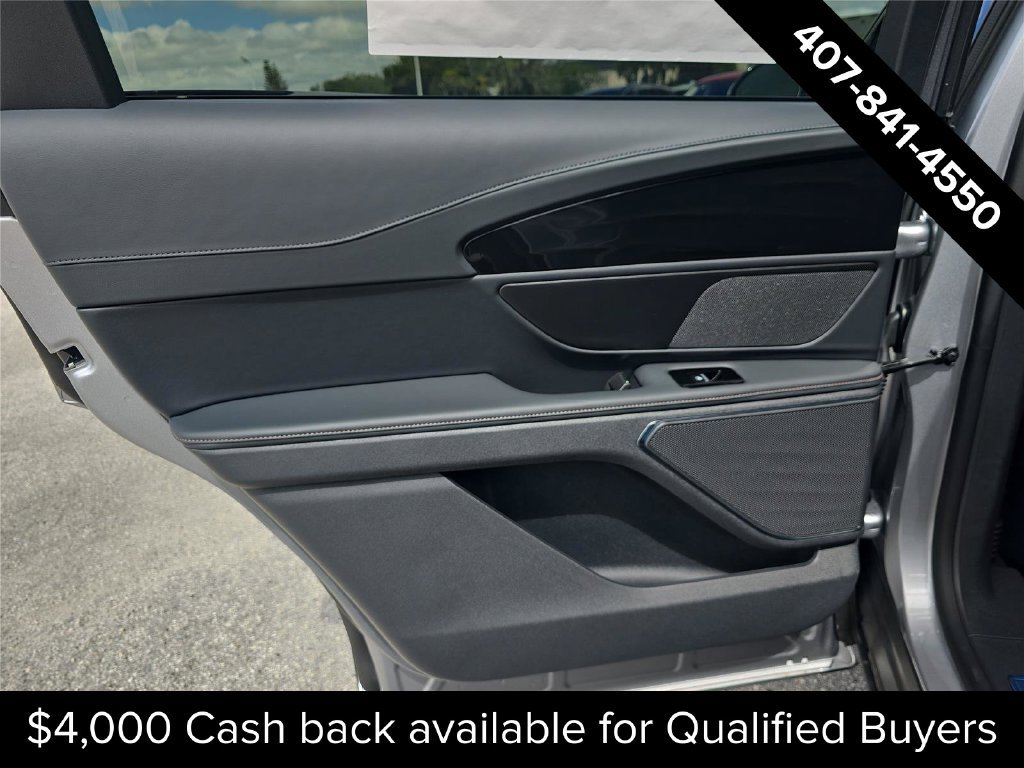 New 2026 Lincoln Nautilus Premier AWD/4WD image 8