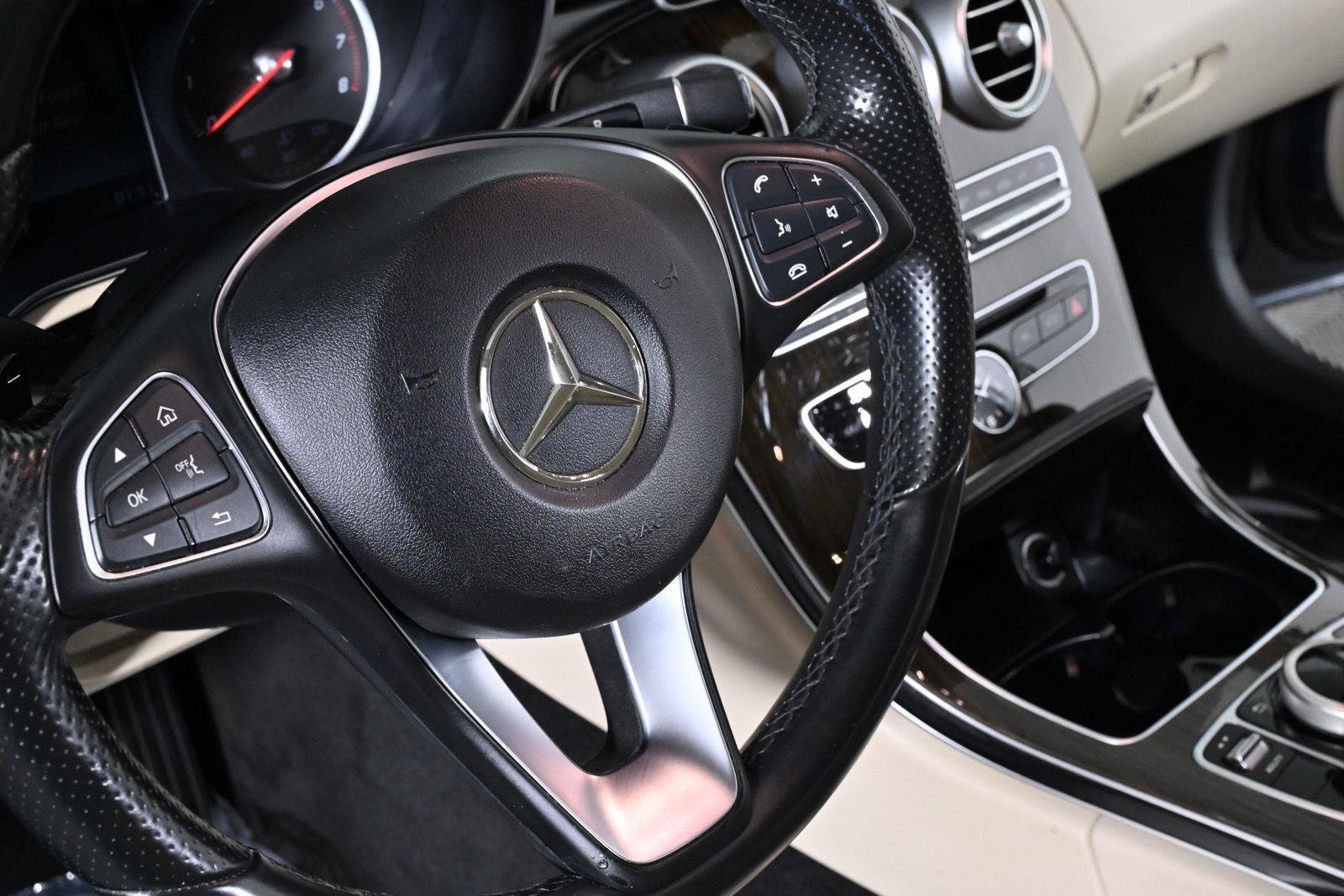 Used 2015 Mercedes-Benz C 300 4MATIC Sedan image 13