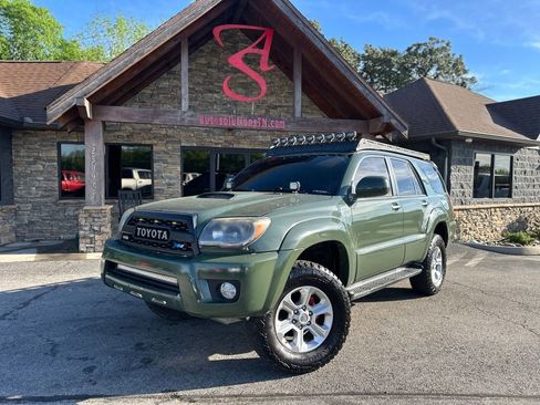 Used 2008 Toyota 4Runner SR5 AWD/4WD image 1