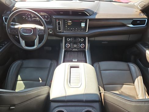 Used 2024 GMC Yukon Denali w/ Max Trailering Package AWD/4WD image 26