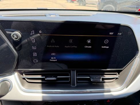 New 2026 Chevrolet Trax LT w/ Midnight Edition FWD image 22