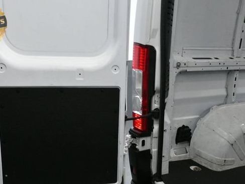 Used 2023 RAM ProMaster 2500 FWD image 27