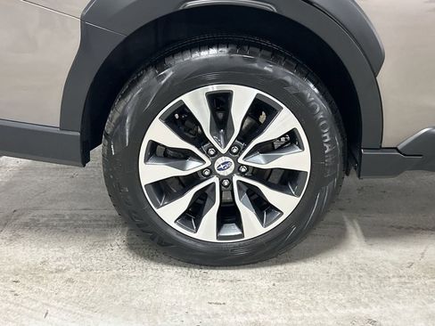 Certified 2023 Subaru Outback Limited image 12