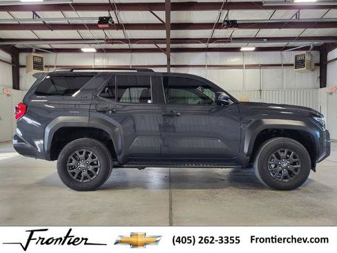 Used 2025 Toyota 4Runner 4WD image 6