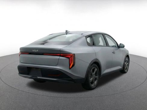 Used 2025 Kia K4 FWD image 9