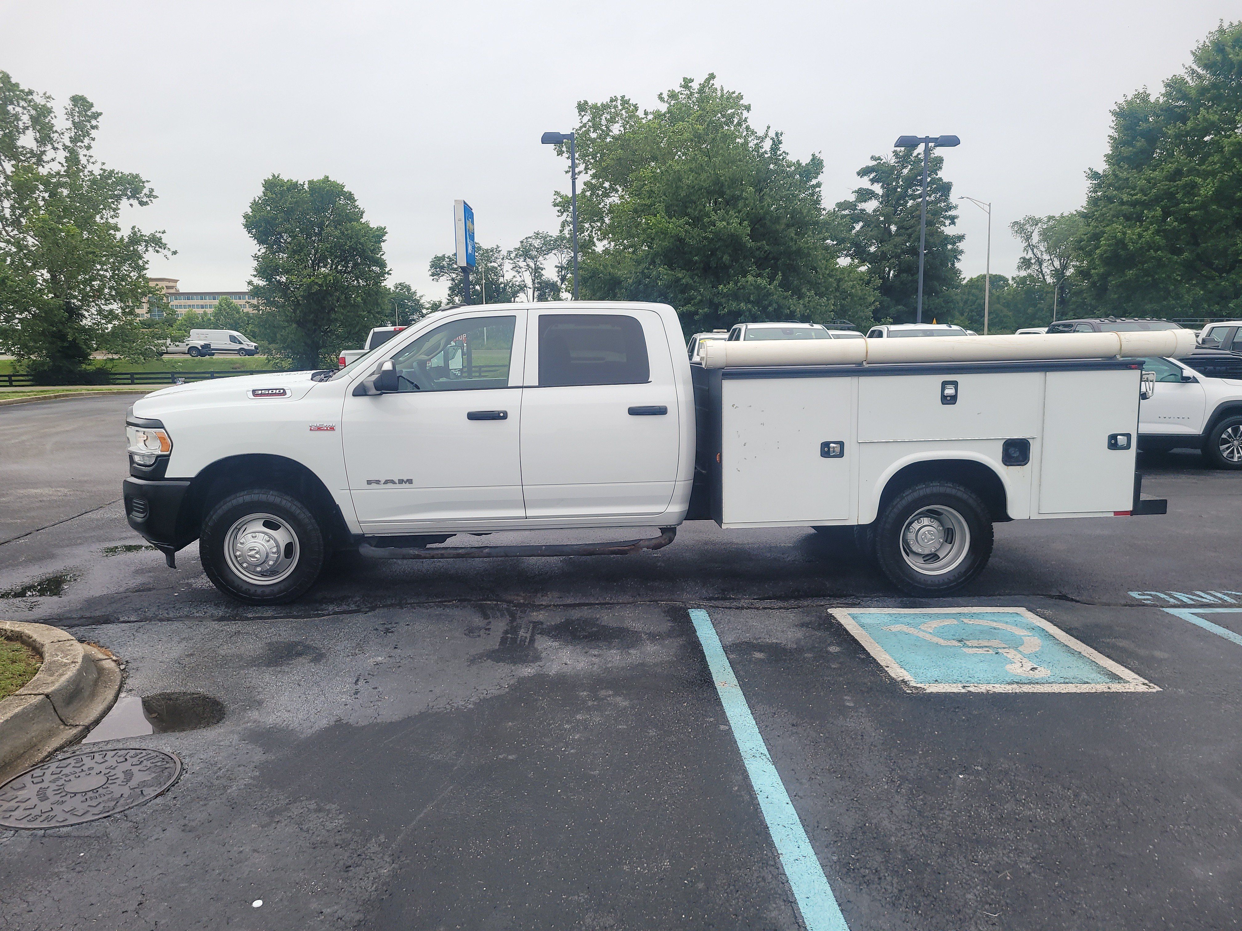 Used 2019 RAM 3500 Tradesman AWD/4WD image 2