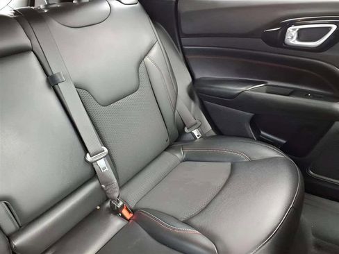 Used 2024 Jeep Compass Trailhawk image 18