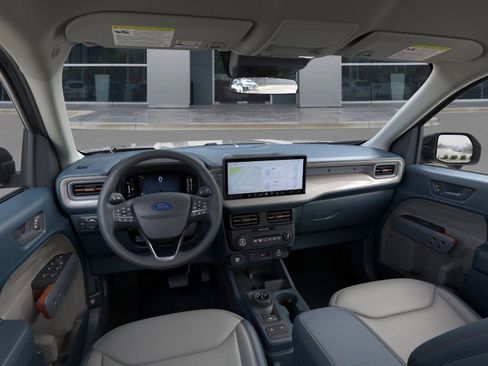 New 2025 Ford Maverick Lariat image 11