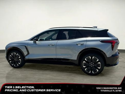 Used 2025 Chevrolet Blazer EV RS AWD/4WD image 3