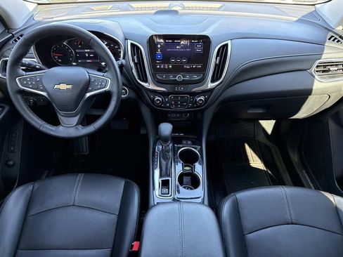 Used 2023 Chevrolet Equinox Premier image 20