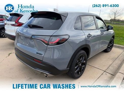 Used 2024 Honda HR-V Sport image 2