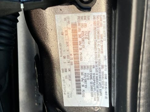 Used 2015 Ford C-MAX SE FWD image 31