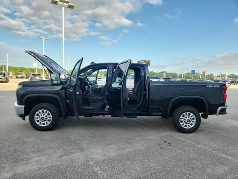 Used 2021 Chevrolet Silverado 2500 LT w/ Gooseneck/5TH Wheel Package AWD/4WD image 15