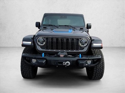 Used 2024 Jeep Wrangler Unlimited Rubicon 4xe w/ Capability Package image 2