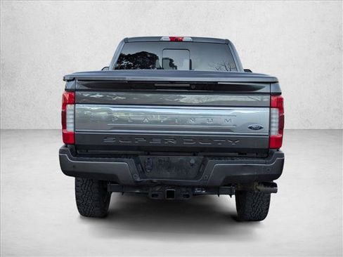 Used 2017 Ford F250 Platinum w/ Platinum Ultimate Package image 6