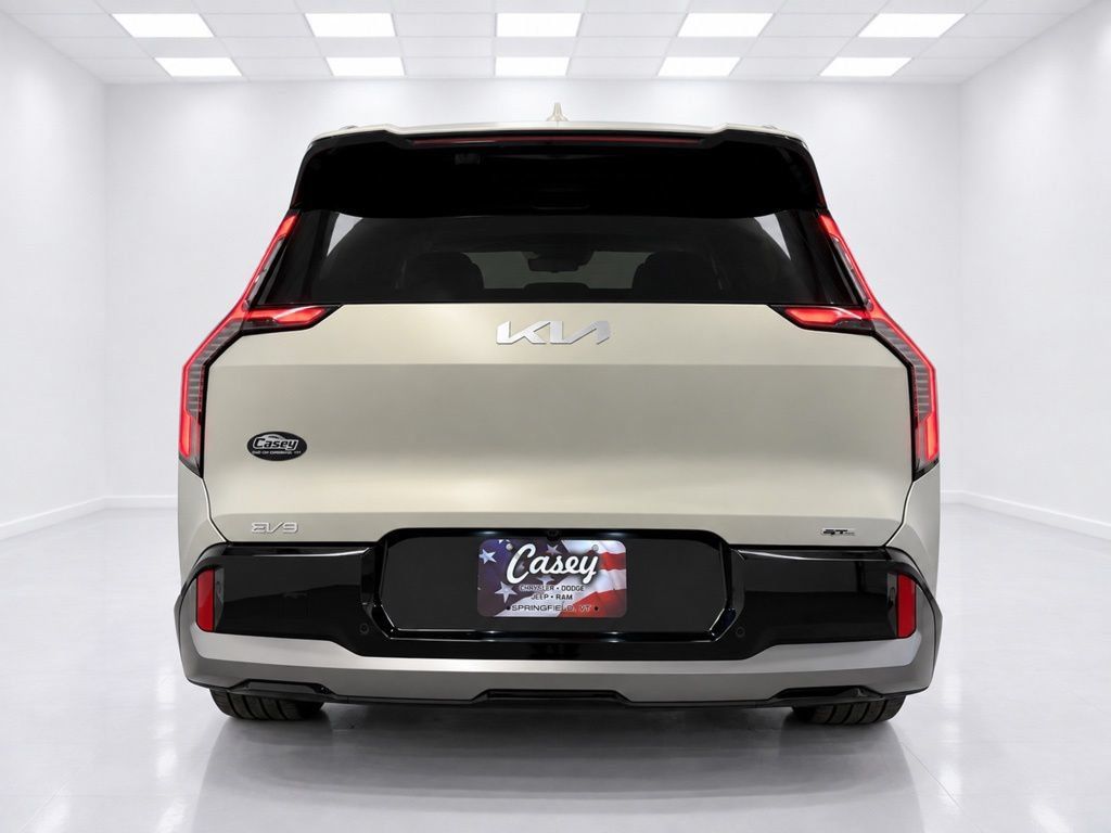 Used 2024 Kia EV9 GT-Line AWD/4WD image 13