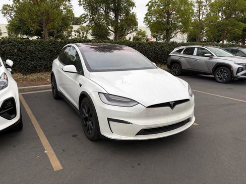 Used 2023 Tesla Model X AWD/4WD image 2