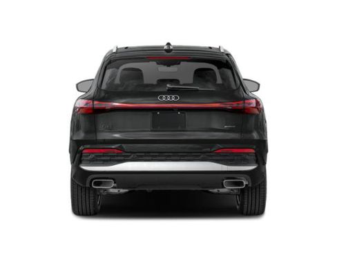 Used 2025 Audi Q5 Premium Plus w/ Premium Plus AWD/4WD image 8