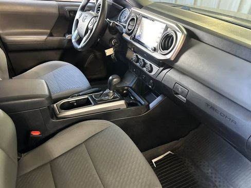 Used 2021 Toyota Tacoma SR5 image 17