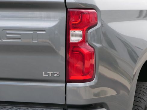 Used 2020 Chevrolet Silverado 1500 LTZ w/ LTZ Plus Package RWD image 3