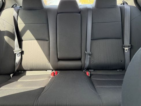 Used 2025 Nissan Altima 2.5 SV image 38