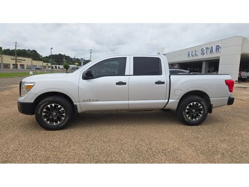 Used 2018 Nissan Titan S w/ S Utility Package AWD/4WD image 2