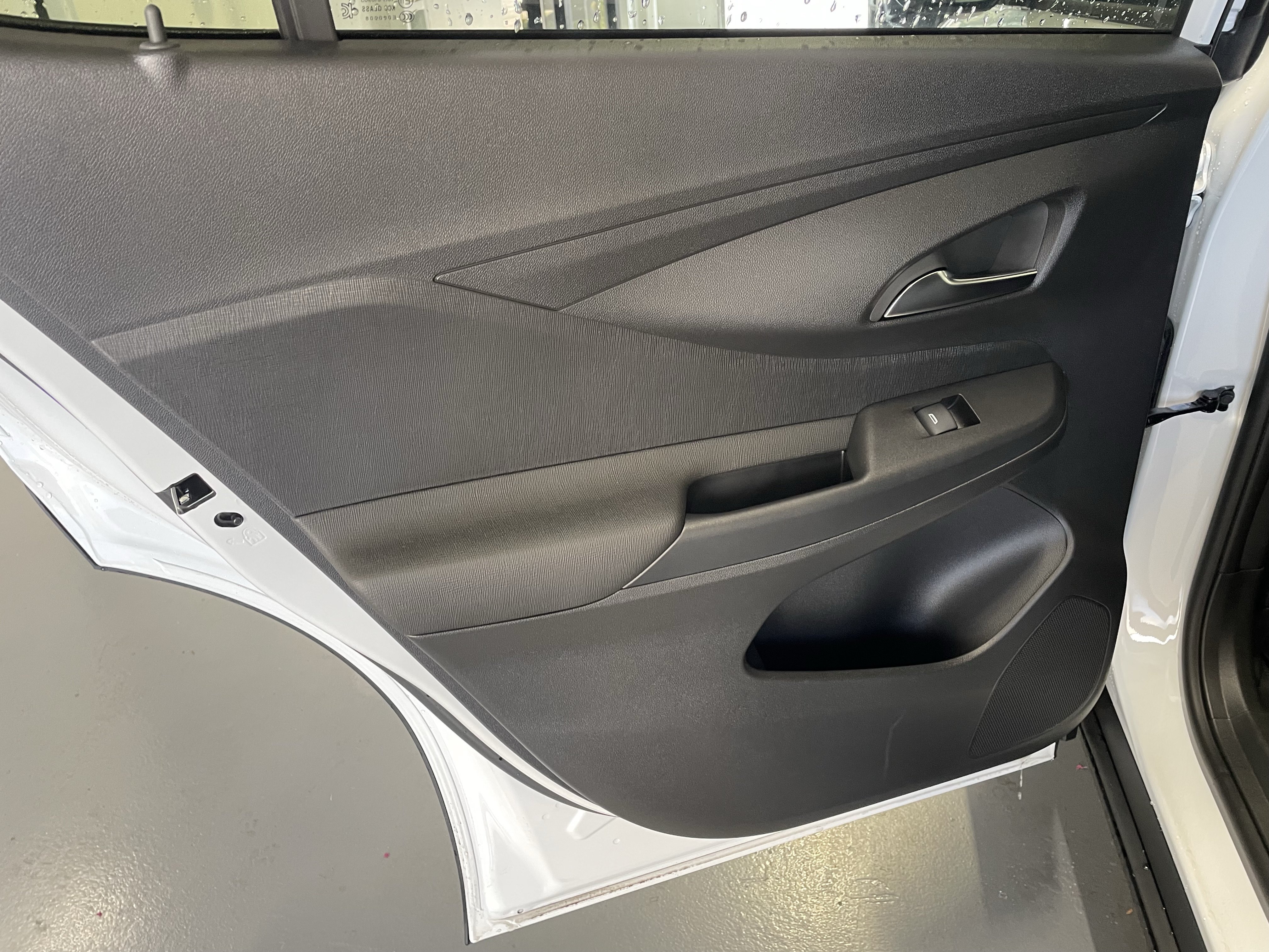 New 2026 Buick Envista Sport Touring w/ Convenience I Package FWD image 11