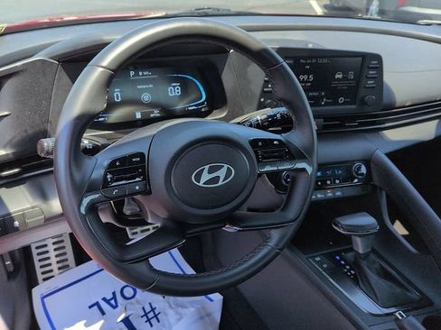 Used 2025 Hyundai Elantra Sport FWD image 12