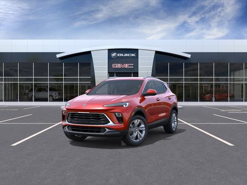 Used 2024 Buick Encore GX Preferred AWD/4WD image 33