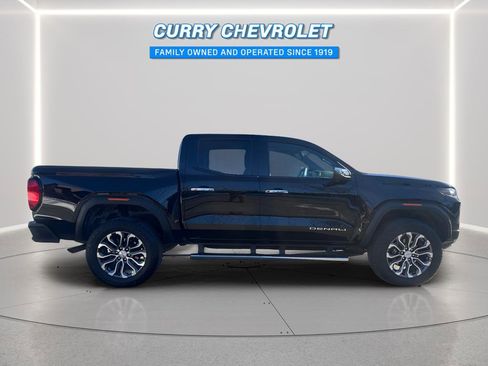 Used 2023 GMC Canyon Denali image 14