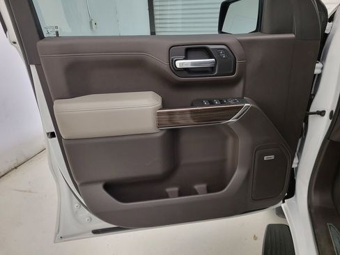 Used 2020 Chevrolet Silverado 1500 RST w/ Texas Edition image 33