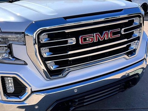 Used 2019 GMC Sierra 1500 SLT w/ SLT Premium Plus Package image 31