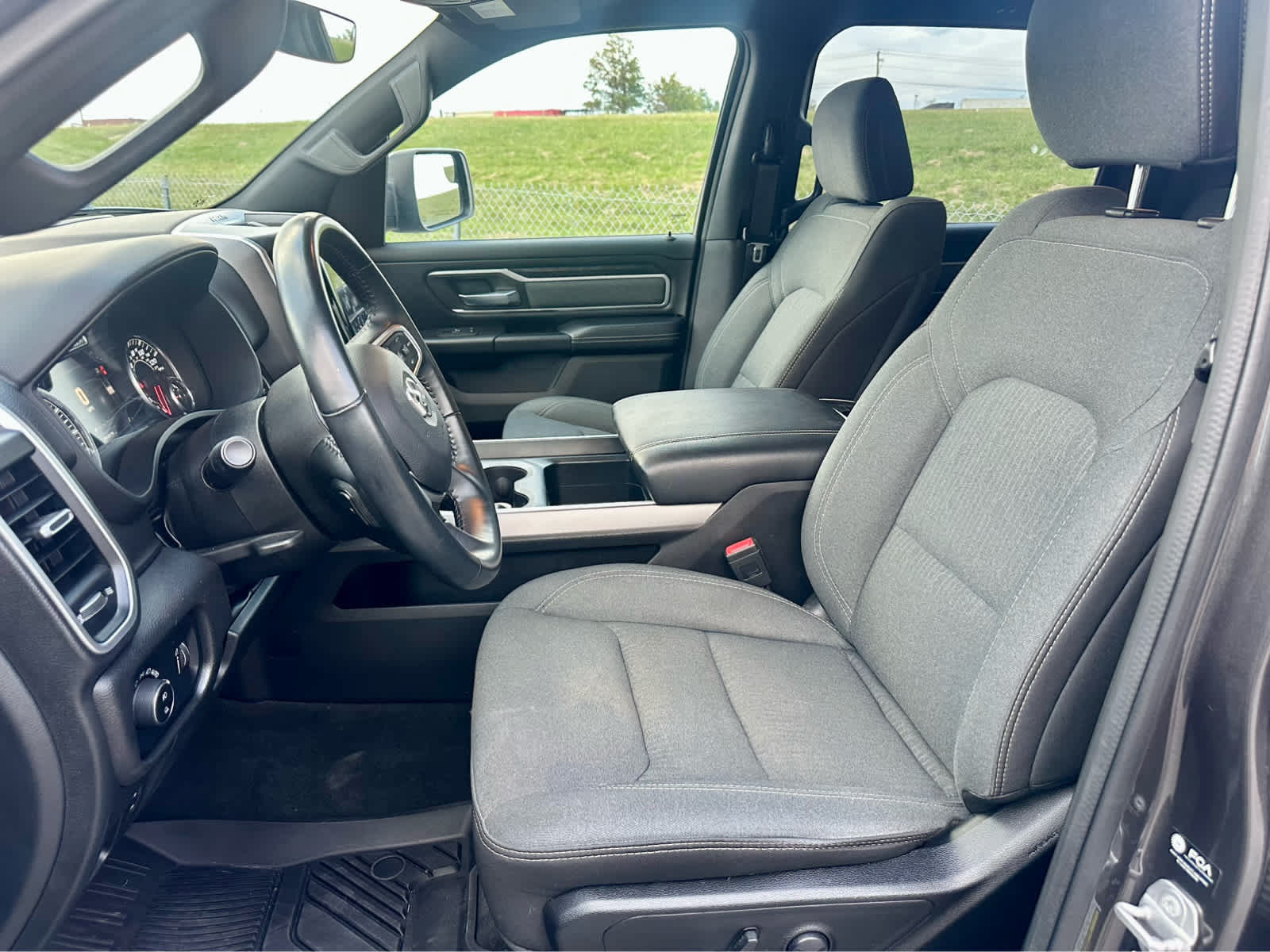 Used 2022 RAM 1500 Big Horn AWD/4WD image 12