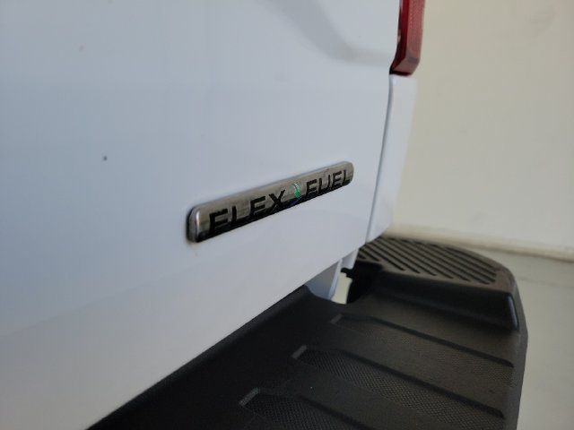 Used 2015 Ford F150 XLT w/ Equipment Group 301A Mid AWD/4WD image 8