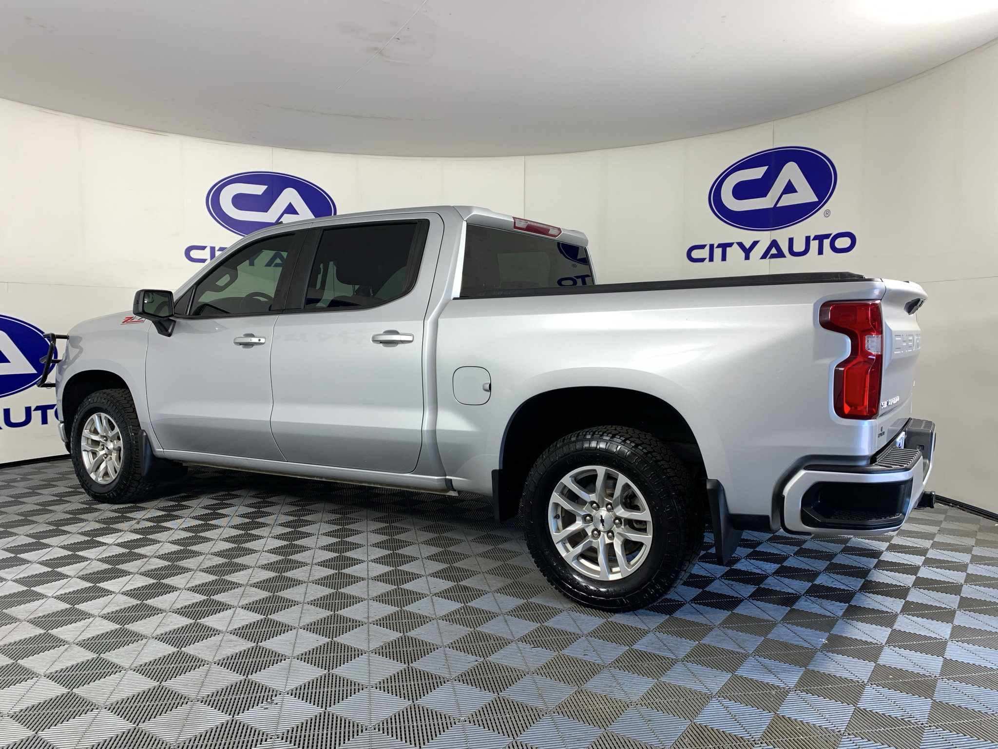 Used 2022 Chevrolet Silverado 1500 RST AWD/4WD image 5