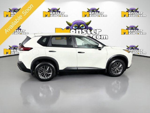 Used 2021 Nissan Rogue S AWD/4WD image 4