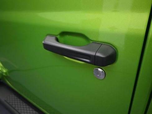 New 2026 Jeep Gladiator Sport image 25