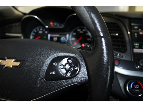 Used 2019 Chevrolet Impala LT image 28