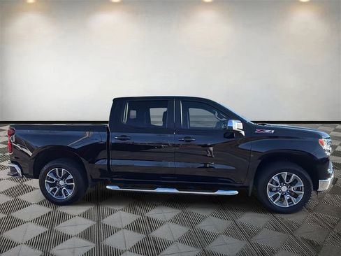 Used 2026 Chevrolet Silverado 1500 LT image 4