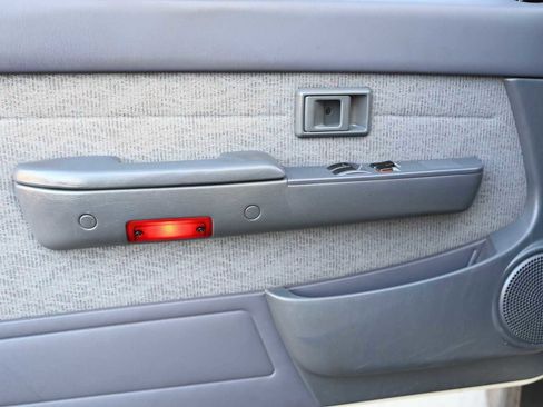 Used 1998 Toyota Tacoma 4x4 Xtracab V6 image 11