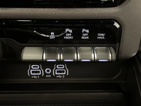 New 2026 RAM 1500 Big Horn w/ Night Edition image 23