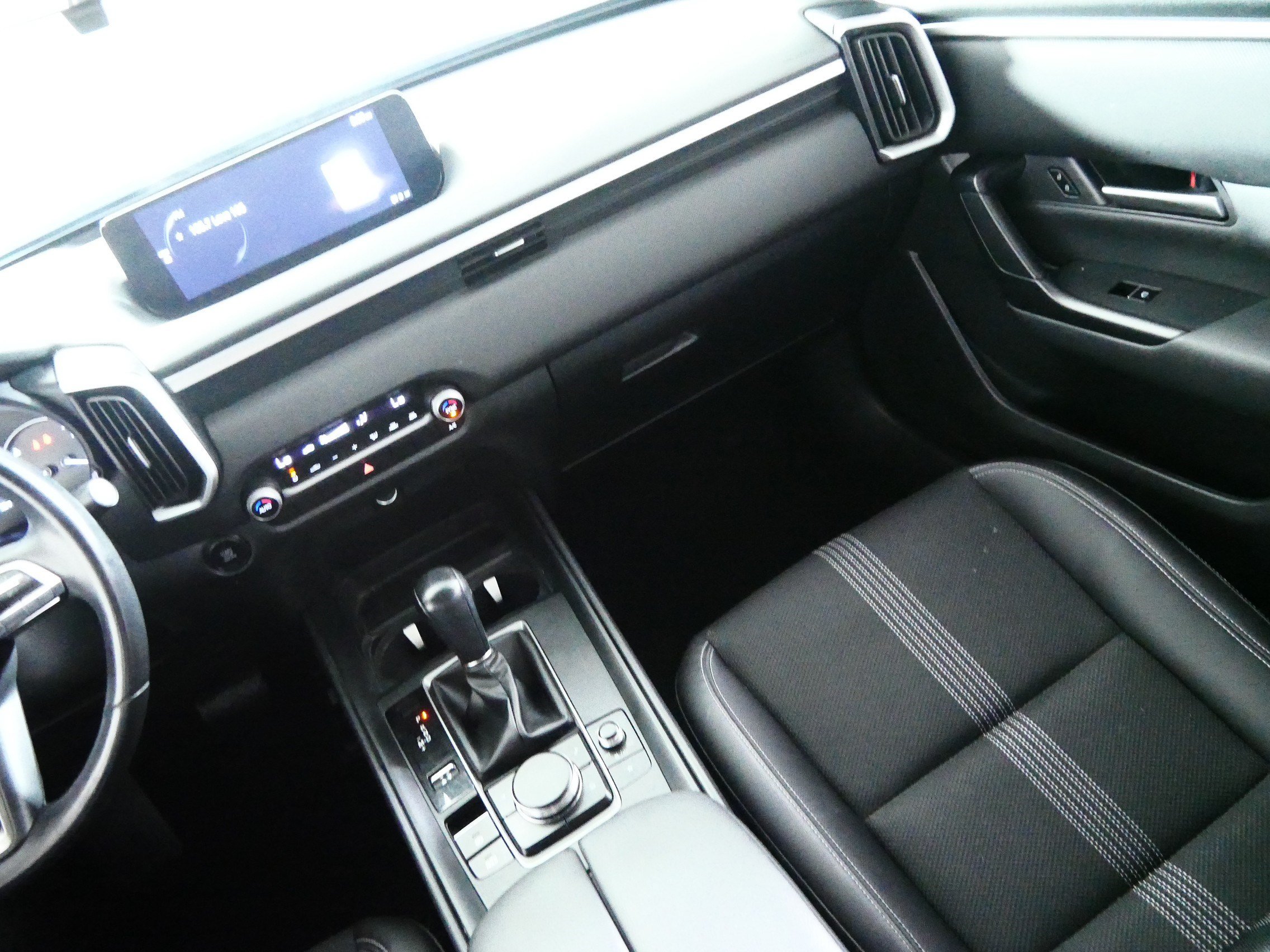 Used 2024 MAZDA CX-50 AWD 2.5 S w/ Select Package image 11