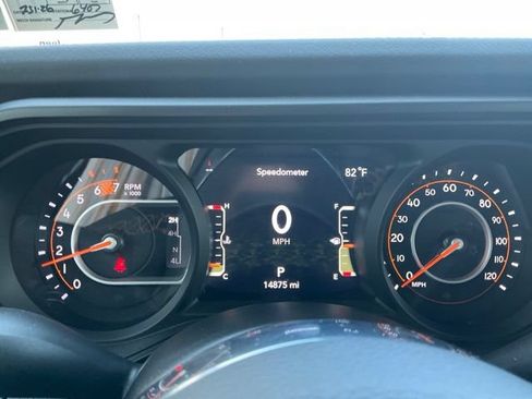 Used 2024 Jeep Wrangler Unlimited Sahara w/ Safety Group AWD/4WD image 3