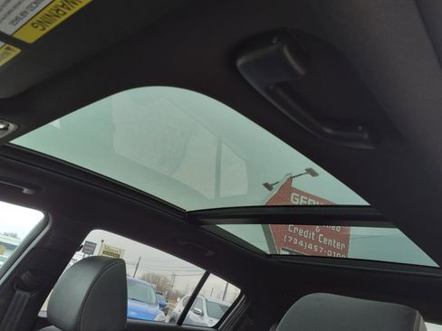 Used 2020 Kia Sportage SX image 12