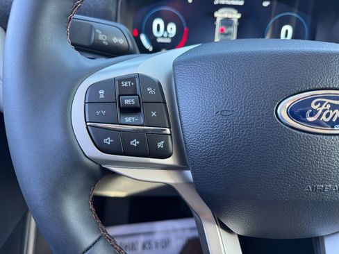 New 2026 Ford Explorer Active w/ Active Comfort Package image 35