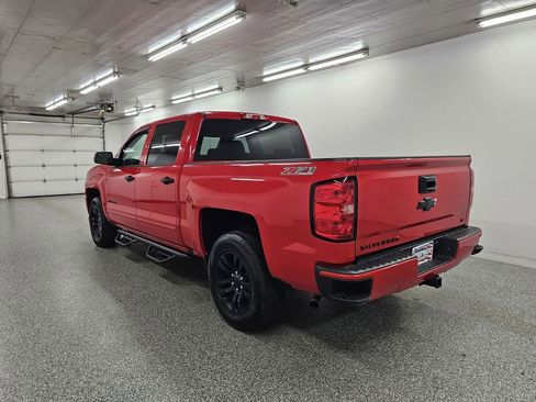 Used 2017 Chevrolet Silverado 1500 LT w/ All Star Edition AWD/4WD image 7