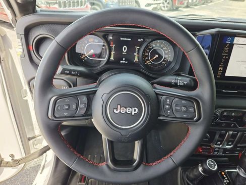 Used 2024 Jeep Wrangler Rubicon w/ Capability Package AWD/4WD image 22