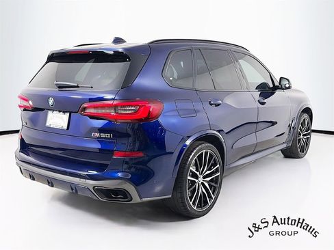 Used 2022 BMW X5 M50i w/ Executive Package image 7
